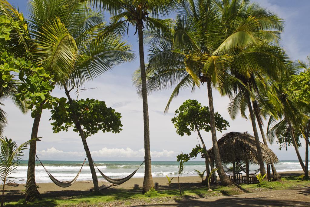 Clandestino Beach Resort Parrita Extérieur photo