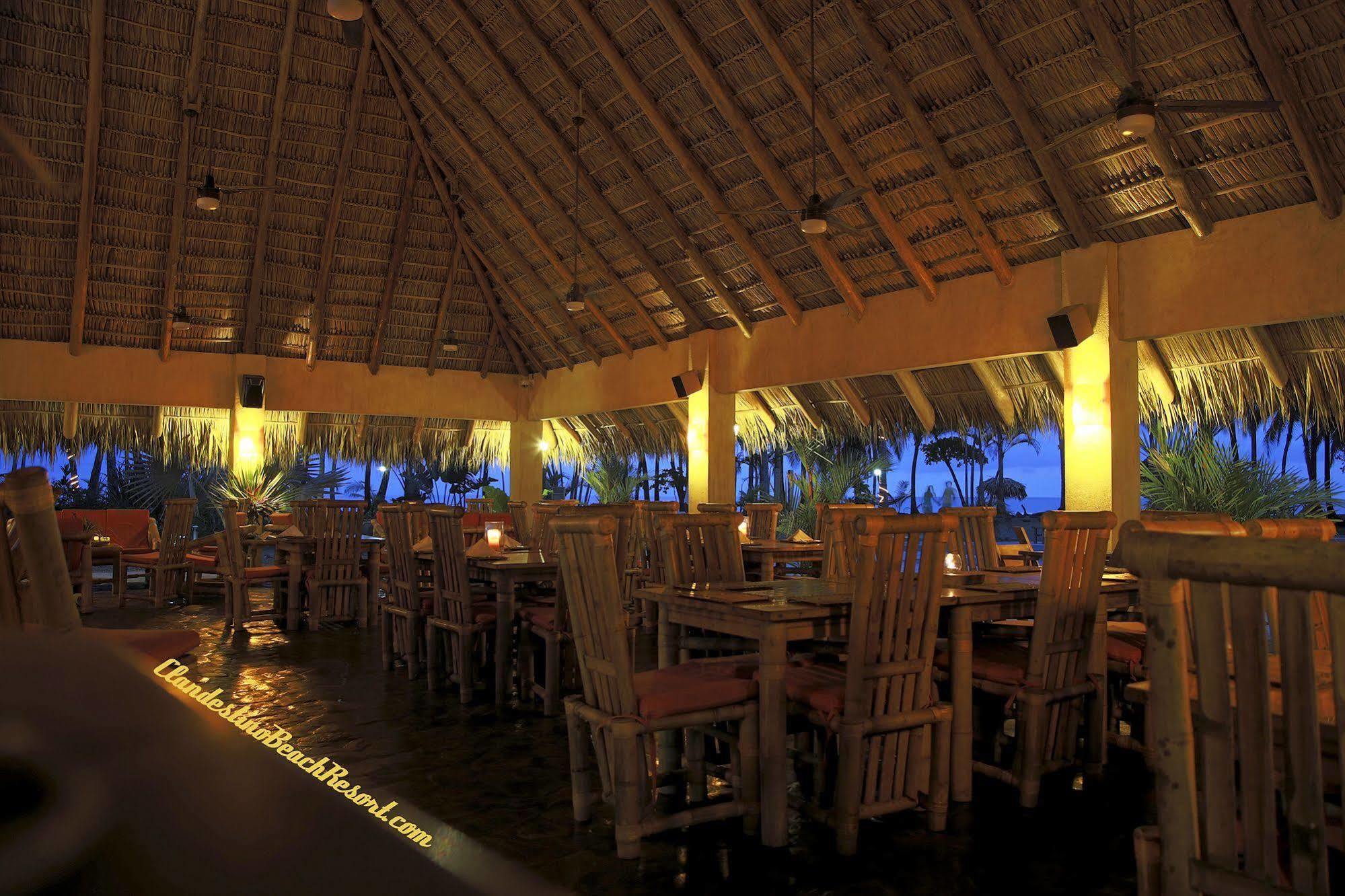 Clandestino Beach Resort Parrita Extérieur photo