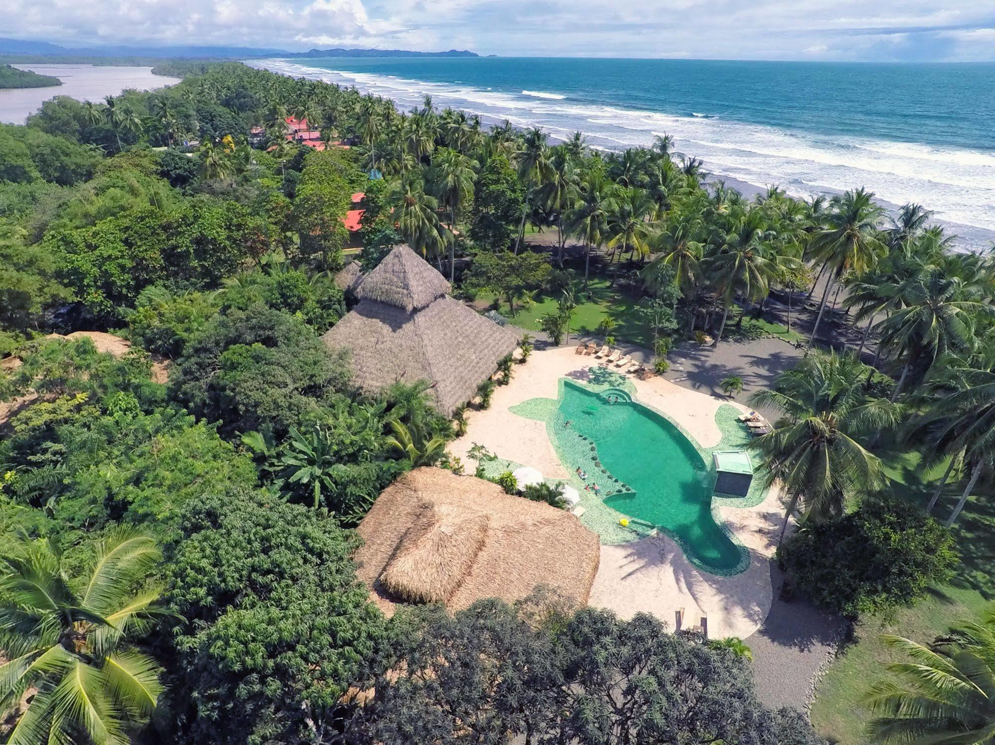 Clandestino Beach Resort Parrita Extérieur photo